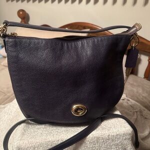Coach hobo bag, excellent condition, dark plum w/removable crossbody strap